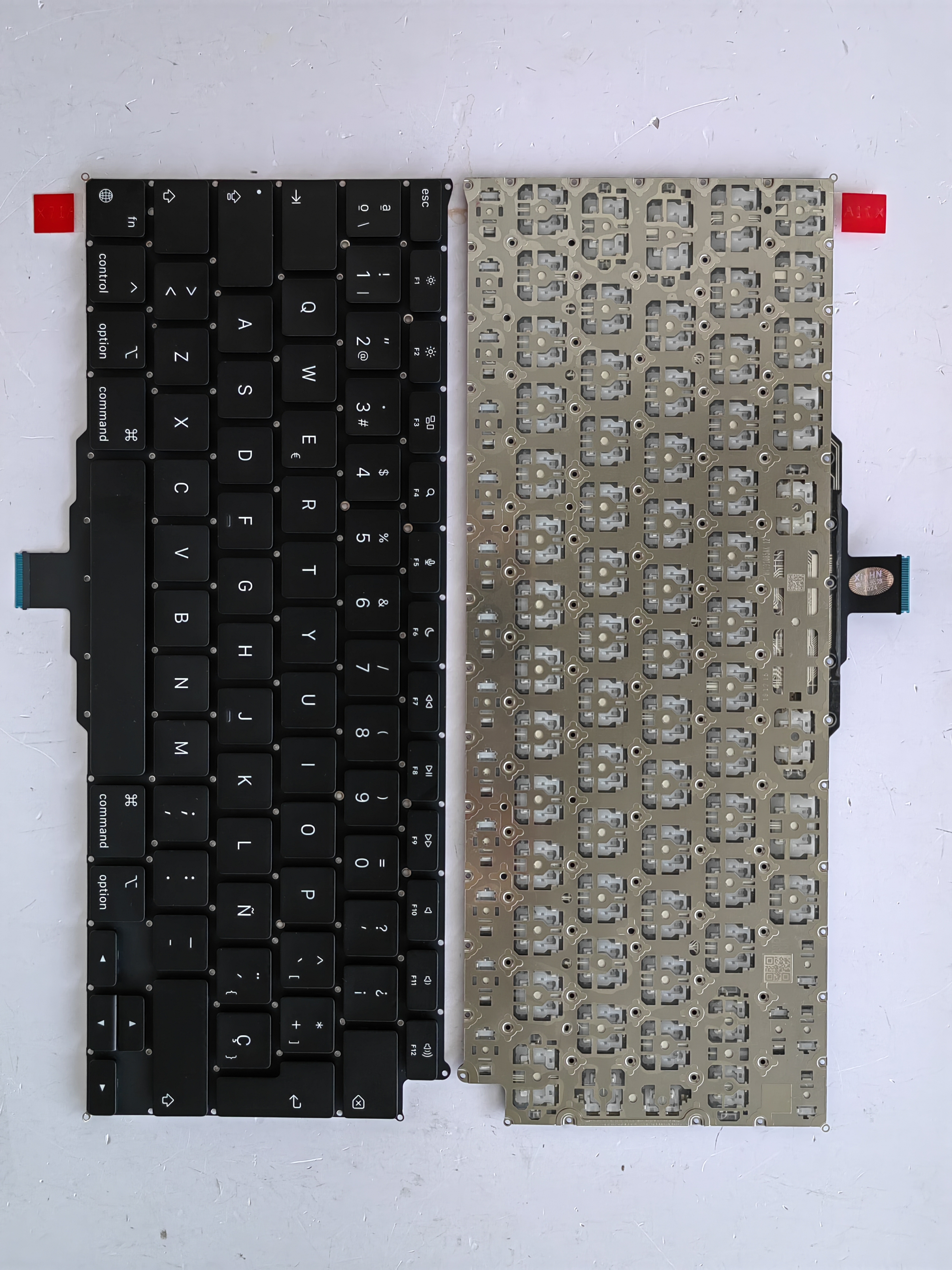 Picture of New Replacement Laptop Keyboard For APPLE A2337 Enter BLACK SP Layout